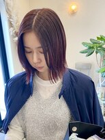 スロウ(slow)&nbsp;外ハネミディアムボブ