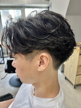 フイ 代々木(Hui) ハイトーンカラー/マッシュパーマ/アースカラー/men's/