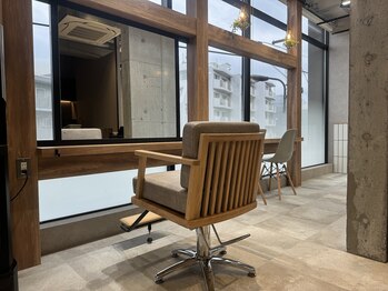 Agu hair arrows 高田馬場店【アグ ヘアー アローズ】