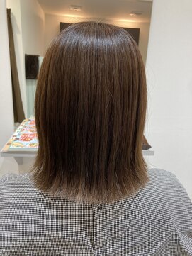 リラ(Rira) 結べる長さの切りっぱなしボブ☆