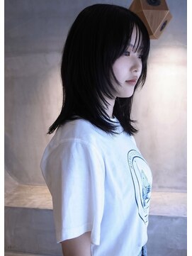 ミュー(miμ) ロングに伸ばしたい方におすすめ!ミディアムザクザクレイヤー◎