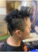 ショートアフロ