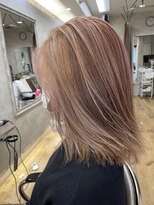 ヘアアンドメイク アリス(hair&make ALICE produce by COLT) ボブ ミディアム ハイライト ダブルカラー ピンクベージュ