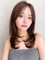 アグノス 青山(Agnos) 小顔カットワンホンレイヤーシースルーバング前髪外ハネボブ