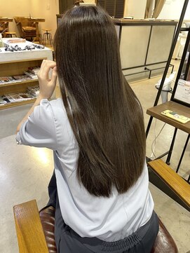 ロロネー 梅田(Lolonois) 艶々ブラウンカラー☆