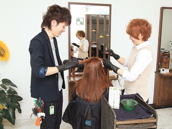 ヘアアンドスパ ナチュラ(Natura)の写真/お得なカラーチケットでキレイが持続♪1回あたり￥2750！気になる根本白髪は定期的なカラーでカバー♪