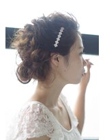 ソラ(sora)&nbsp;ジェンダーレスな大人のヘアアレンジ