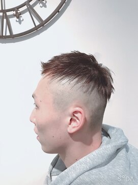 レヴィ(Levie) ハイウェイトザクザクツーブロスタイル