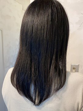 ダッチェス(DUCHESS) 【DUCHESS】暗髪のアウトラインは柔らかく