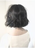 暗髪×切りっぱなしボブ