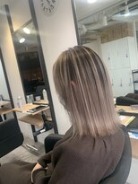 ラフ 難波店(LAFF)&nbsp;【透き通って見えるホワイトベージュバレイヤージュ !! 】