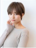 20代30代大人かわいい斜めバンググレージュカラー小顔前髪ボブ