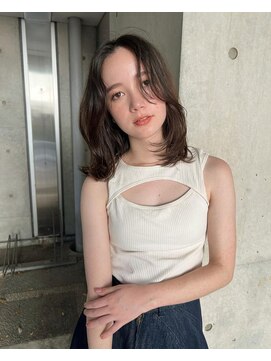 ローウェ 立川(Louwe) 立川/髪質改善/インナーカラー/ブリーチ/ショート._.