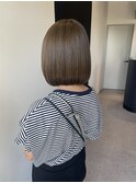 切りっぱなしボブ/オリーブベージュ