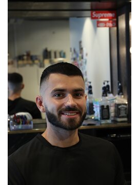 オーディナリーバーバープレース(Ordinary Barber Place) 高円寺/クロップスタイル