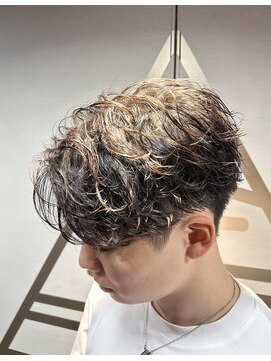 ライズ 渋谷店(RISE) ニュアンスパーマ/刈り上げショート/渋谷メンズ