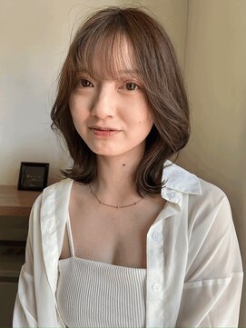 ドルセ(Dulce) ベージュカラー×ミディアムレイヤー