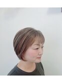 40代50代大人きれい美シルエット小顔奥行きショート×ハイライト