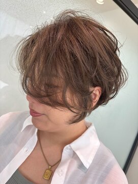 ファムバイアヴァンス(Femme by AVANCE.) ニュアンスウェーブショート