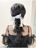 大人ガーリーダークアッシュミディアムレイヤー結婚式ヘアセット
