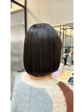 ルーシー(Lucy) ルーシー（Lucy）内巻きボブ/ダークアッシュ/髪質改善