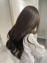 アトレ 梅田店(attrait)&nbsp;プレトワカラーでオリーブベージュ