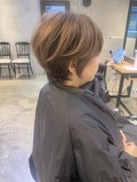 プラグ ヘアーデザイン 大名店(PLUG hair design)&nbsp;ショートボブ　ハイライト　白髪ぼかし