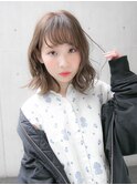 グレージュカラー シースルーバング ゆるふわミディ ☆