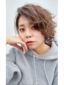 イーストハムアネーロ(EAST HAM anello) ショートパーマ