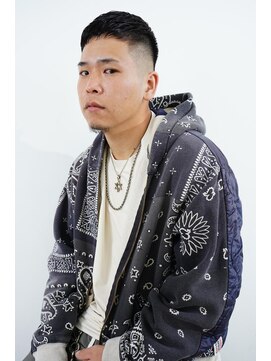 ワンワンオー バーバーショップ コンチネンタル(@110 BARBER SHOP continental) FADEカット