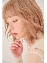 大人かわいいハイトーン×レイヤーパーマ
