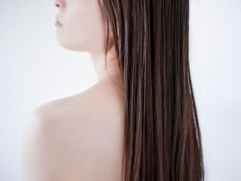 キートス ヘアーデザインプラス(kiitos hair design +)の写真/【髪質改善度★★★★★】髪質改善カラープレミアムコースは広がりやパサつき,ちょっとしたクセに悩む方に!