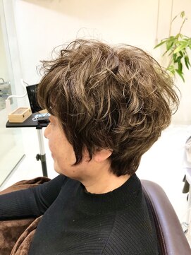 スリーヘアーデザインズ(Three Hair Designs) a