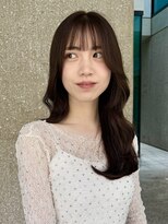 ローネス(LONESS) ブラウンベージュ/透明感カラー/ミディアムレイヤー/艶髪