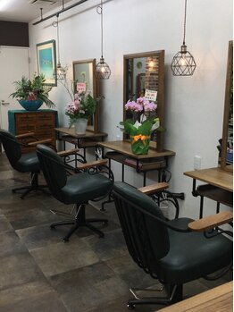 サロン ド イルエル 片山店(Salon d' ilelle)の写真/【JR吹田駅徒歩4分】周りの目を気にせずリラックス♪大型店が苦手な方もお気軽にお越しください☆