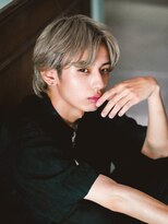 ノエル 池袋店(noel)&nbsp;フェザーショート/センターパート/ミルクティー/ニュアンス