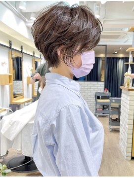バンプ ギンザ(BUMP GINZA) 30代40代50代大人ショート髪型丸顔前髪あり似合わせ　安