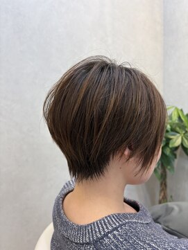 ペロ(pelo.) 丸みショート