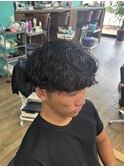 ラフにキマる大人のシャドウパーマ
