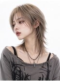 ウルフカット×くすみベージュ