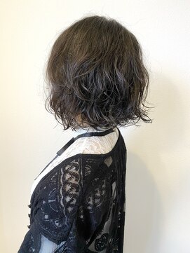 メルト 吉祥寺(melt) 【宮本大輔】30代40代 大人可愛い ボブ 小顔パーマ コテ巻き風