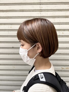 ルーカス(LUCAS) 伸ばしかけショートボブ