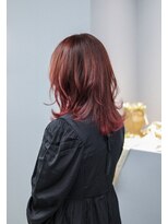 ノード(NODO)&nbsp;レッドピンクカラーのミディアムウルフ♪