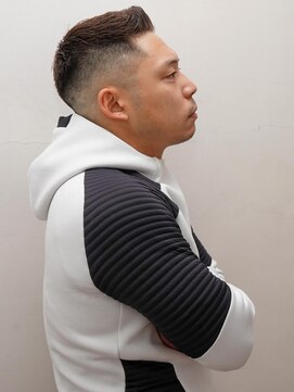 ワンワンオー バーバーショップ 博多店(@110 BARBER SHOP) アップバングクロップ