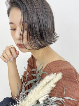 ボレロ(BOLERO) 外ハネボブ/切りっぱなしボブ