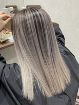 ミュウアンド(Mew＆)&nbsp;『バレイヤージュ×ホワイトグレージュ』