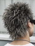 スパイキーショートウルフハイライトローライト