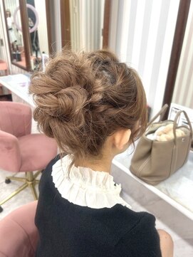 ゴート アミティ(G.O.A.T AMITY) ガーリースタイル/心斎橋/ヘアメ/セットサロン