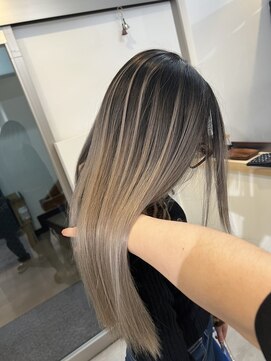 ピヨン 心斎橋(piLLon) 黒髪/ボブルフ/ネビージュ/小顔/ワンレン/髪質改善/