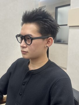 フレーム 博多店(FRAME) スパイキーショート×黒髪【福岡博多】